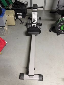Sunny Health & Fitness Rowing Machine – Great Condition