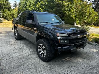 Rare 2002 Chevy Avalanche TNF for Restoration or Parts