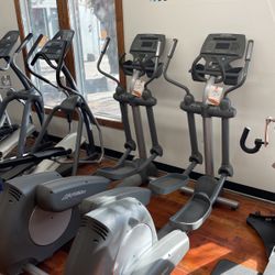 LifeFitness Elliptical 