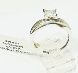 Diamond Ring Natural Diamonds 💎 Christmas 🎄 SALE -50% Now $340