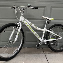 Kids Trek 24” Hybrid Bike