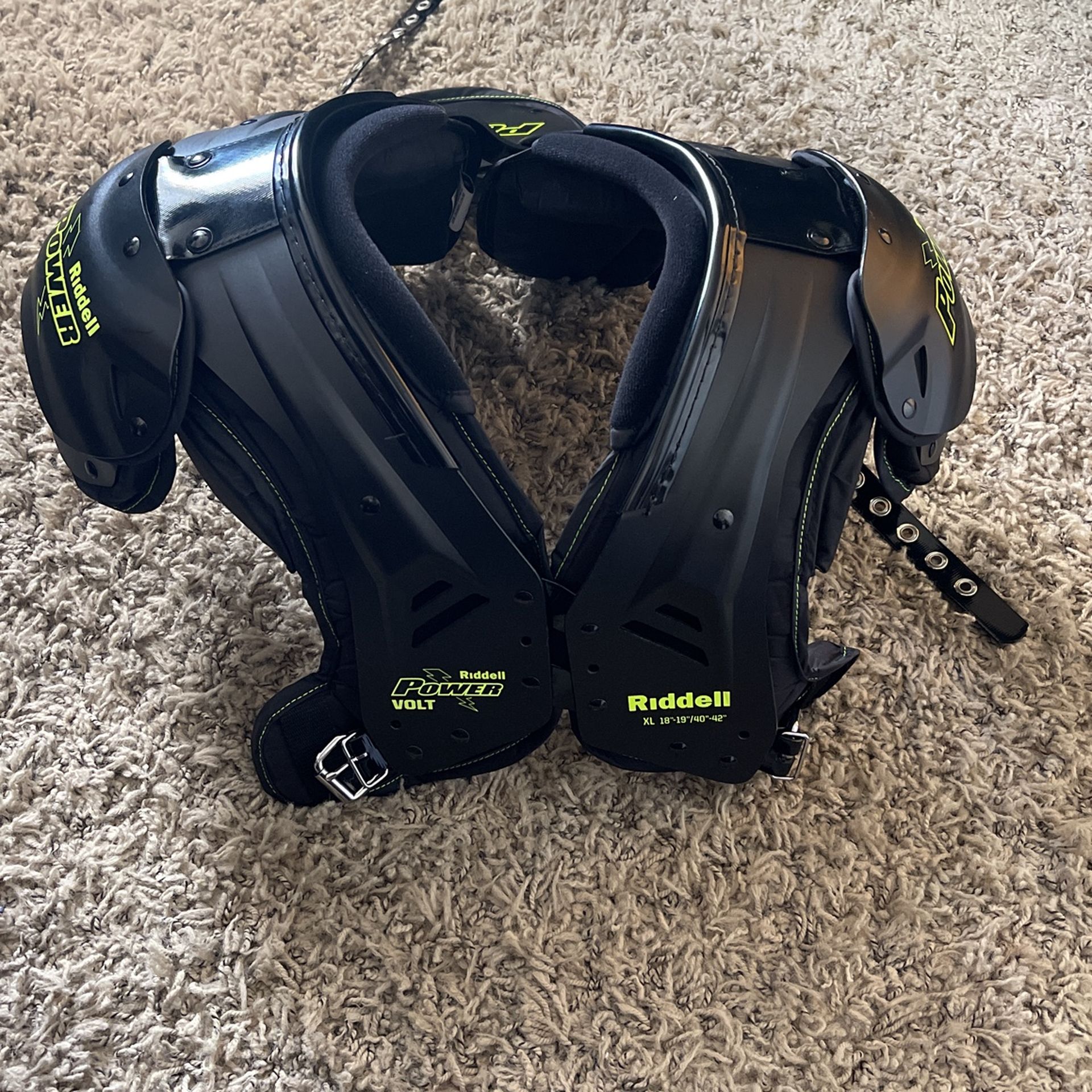 Riddell power volt shoulder pads