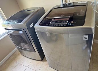 LG Large Capacity Washer & Dryer Set