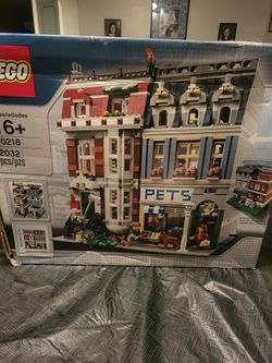 Lego Expert Set 10218 In Box