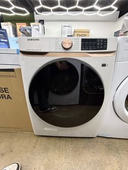 new Open box Samsung white front load washer