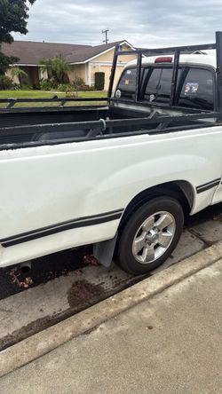 Toyota t100