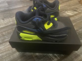 Baby Nike AIRMAX Size 5c