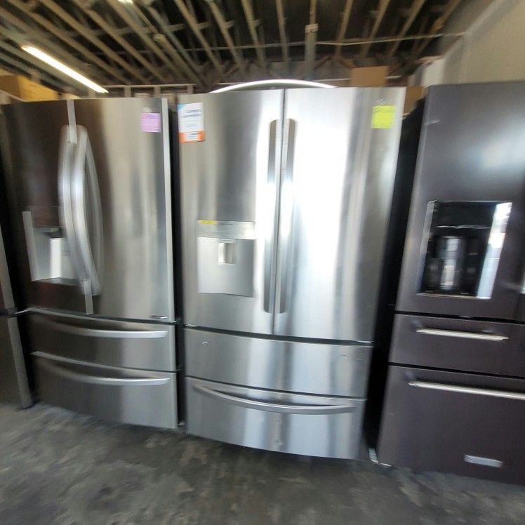 Prices Drop ped! LG Ref rigerator Fri dge Freezer on Bottom