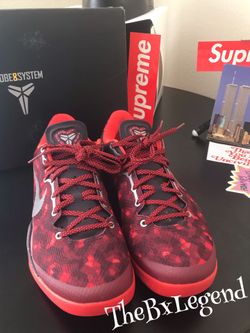 Kobe 8 year of the snake 🐍 pre-owned 100% authentic 10/10 condition size 10