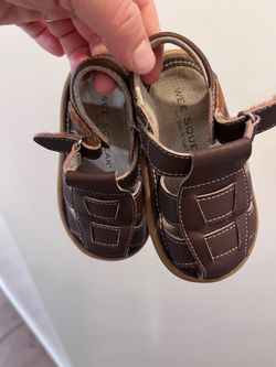 Wee Squeak sandals for Toddler size 7