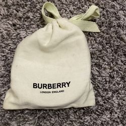 black reversible Burbery belt