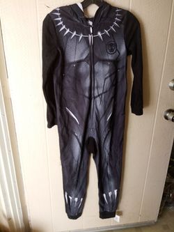 Black PANTHER meduim onesie suit.