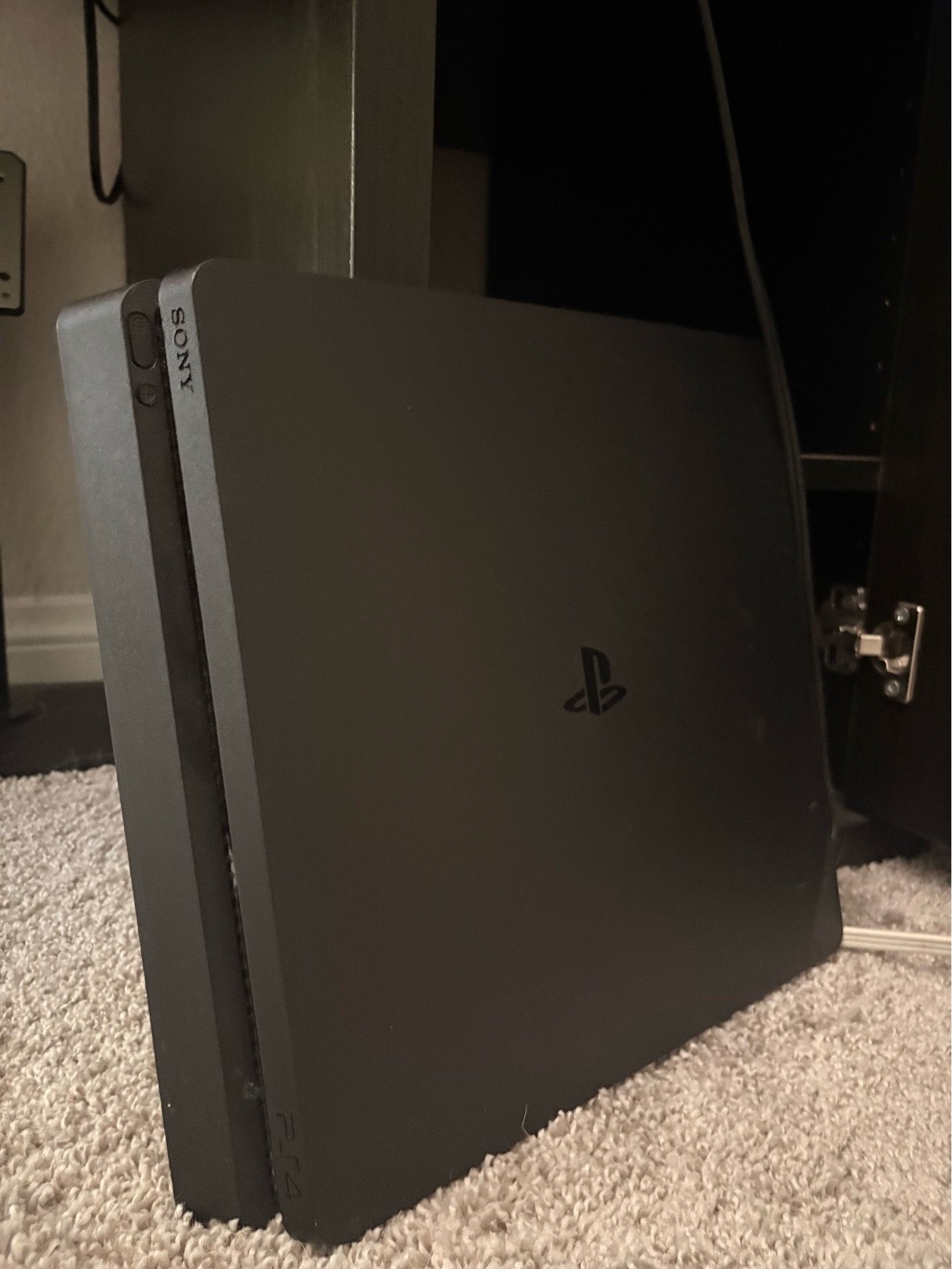 PS4