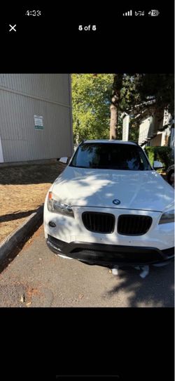 BMW X1 White SUV