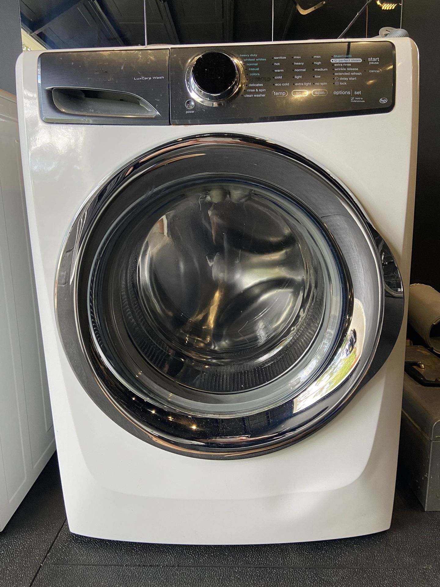 Electrolux stackable Washer And Dryer 
