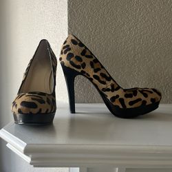 Brand New Calvin Klein Pumps Size 5.5