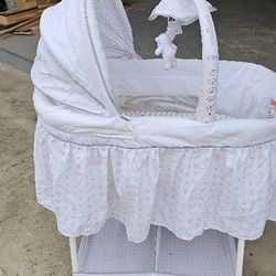 Bassinet 