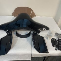 TCMT Front Batwing Outer Fairing with Windshield Mounting Brackets Hardwares