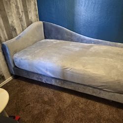 Upholstered Gray Velvet Daybed (Twin)
