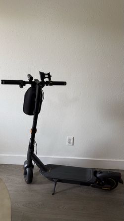 Ninebot Segway Max G2 Electric Scooter