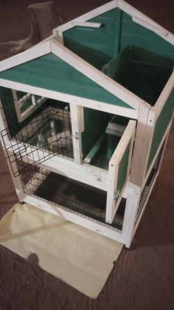 Rabbit or ferret Hutch