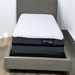 Twin Frame And Mattress 