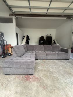 Gray 2pc Sectional Sofa Couch