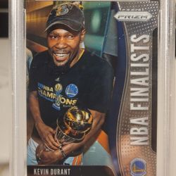 2019 PANINI PRIZM KEVIN DURANT  NBA FINALISTS #2 PSA 9