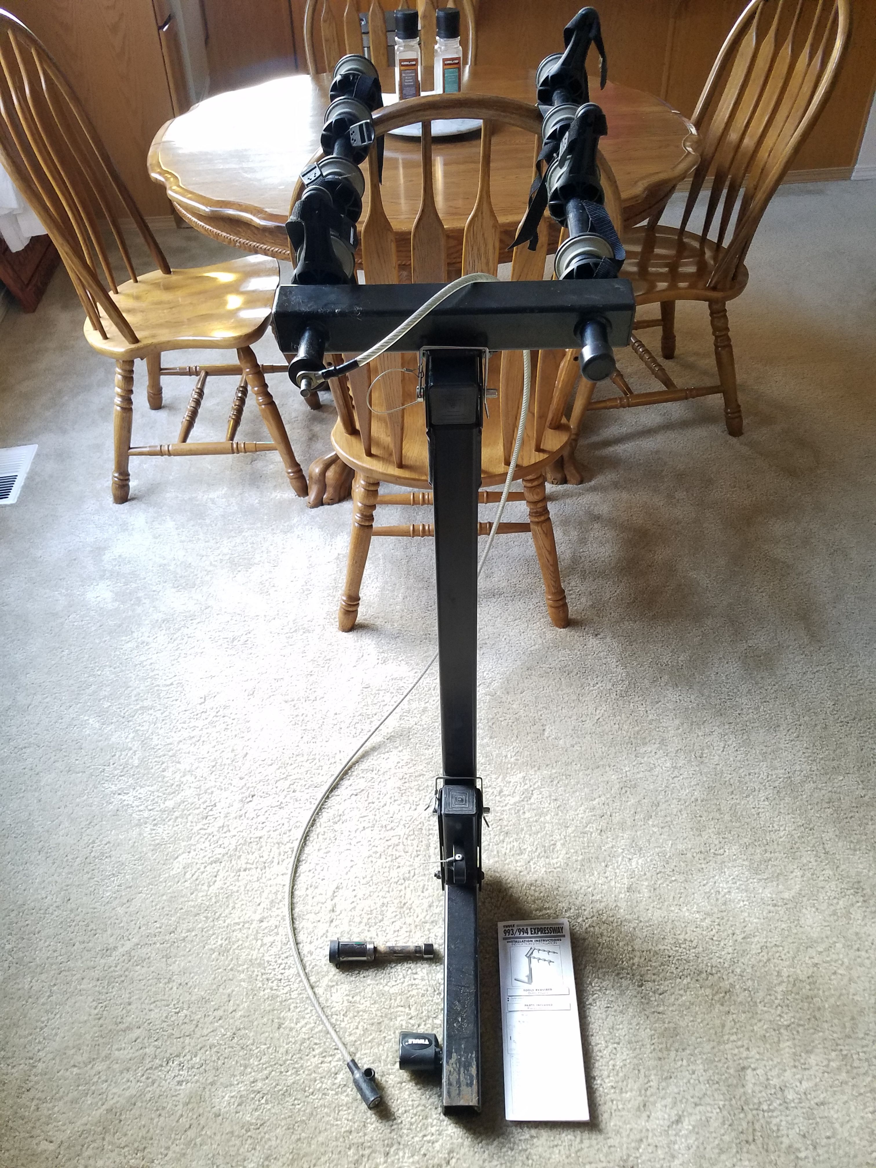 Thule Expressway 994 hitch mount bike rack for Sale in Lake