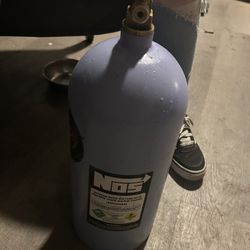 10 Lb Tank