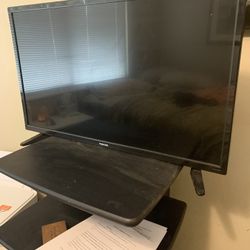 Toshiba 32” HD TV