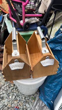 2 wooden carrying bottles with bottles opener