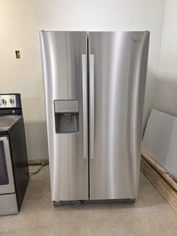 Whirlpool Refrigerator