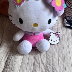 New Hello Kitty Plush w Tags