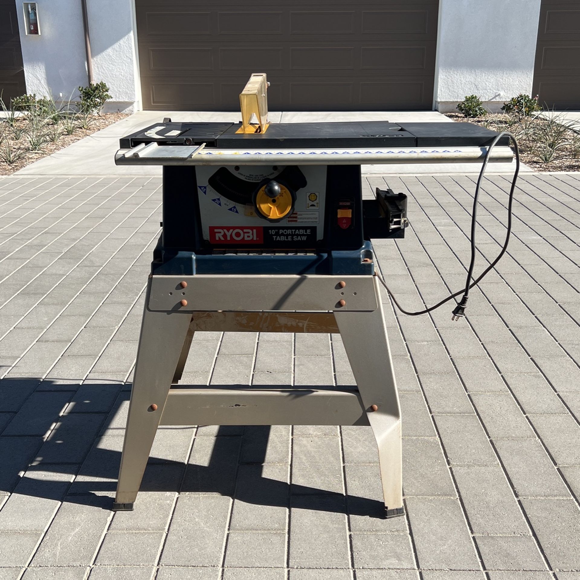 Ryobi 10” Portable Table Saw