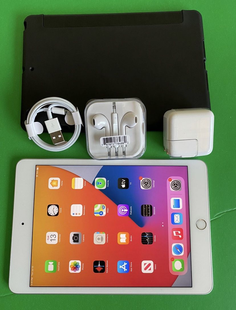 128GB Apple IPad Mini 4th Generation (Latest IOS 15/ Retina Display/ Touch ID) Good condition with Accessories,All Products : American Fashion Style Bags On Sale