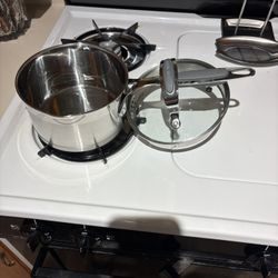 DAVID BURKE Gourmet Pro Stainless Steel 1.75 Quart Sauce Pan Pot w/ Glass Lid