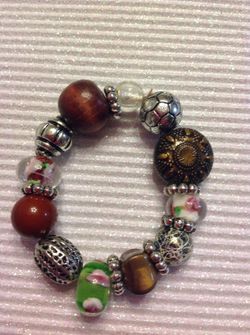 Beaded stretch bracelet