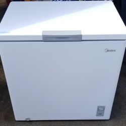 Midea Chest Freezer