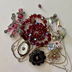 Untested Jewelry Mixed Lot , 10k, Sterling, Single Ruby, Solitaire Ruby ,Brooches 