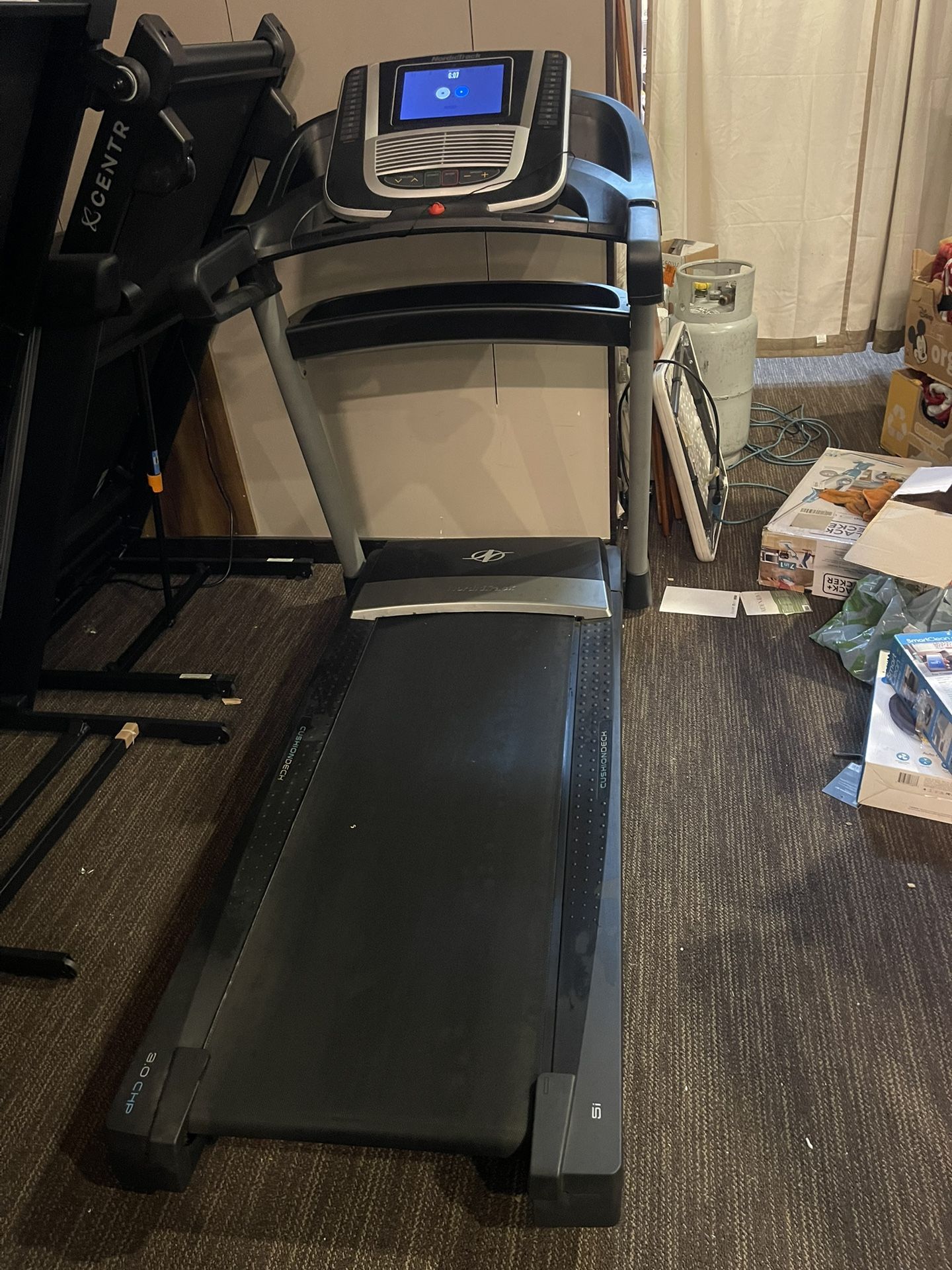 NORDICTRACK S45I TREADMIL