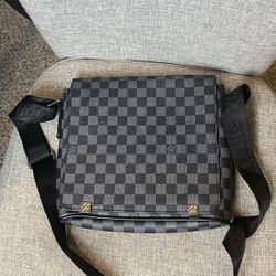 LV Men’s Crossbody Messenger Bag