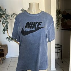 Nike Size Large