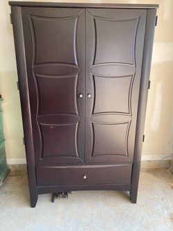 King size bedroom suite