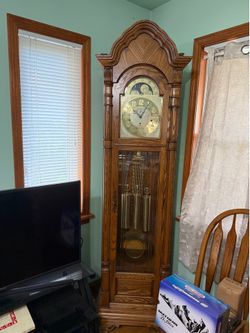 Grandfather clock oak