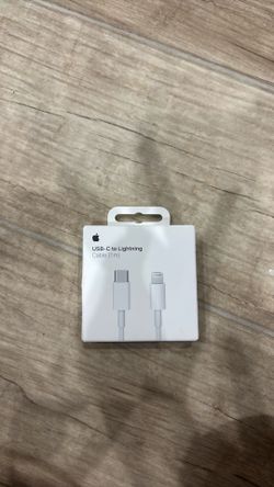 USB-C to lightning