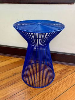 Livabliss Fife Blue Painted Metal Round End Table
