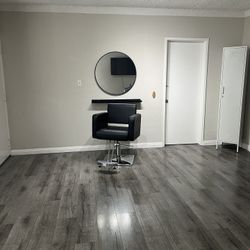Renting A Salon Chair In A Suite 