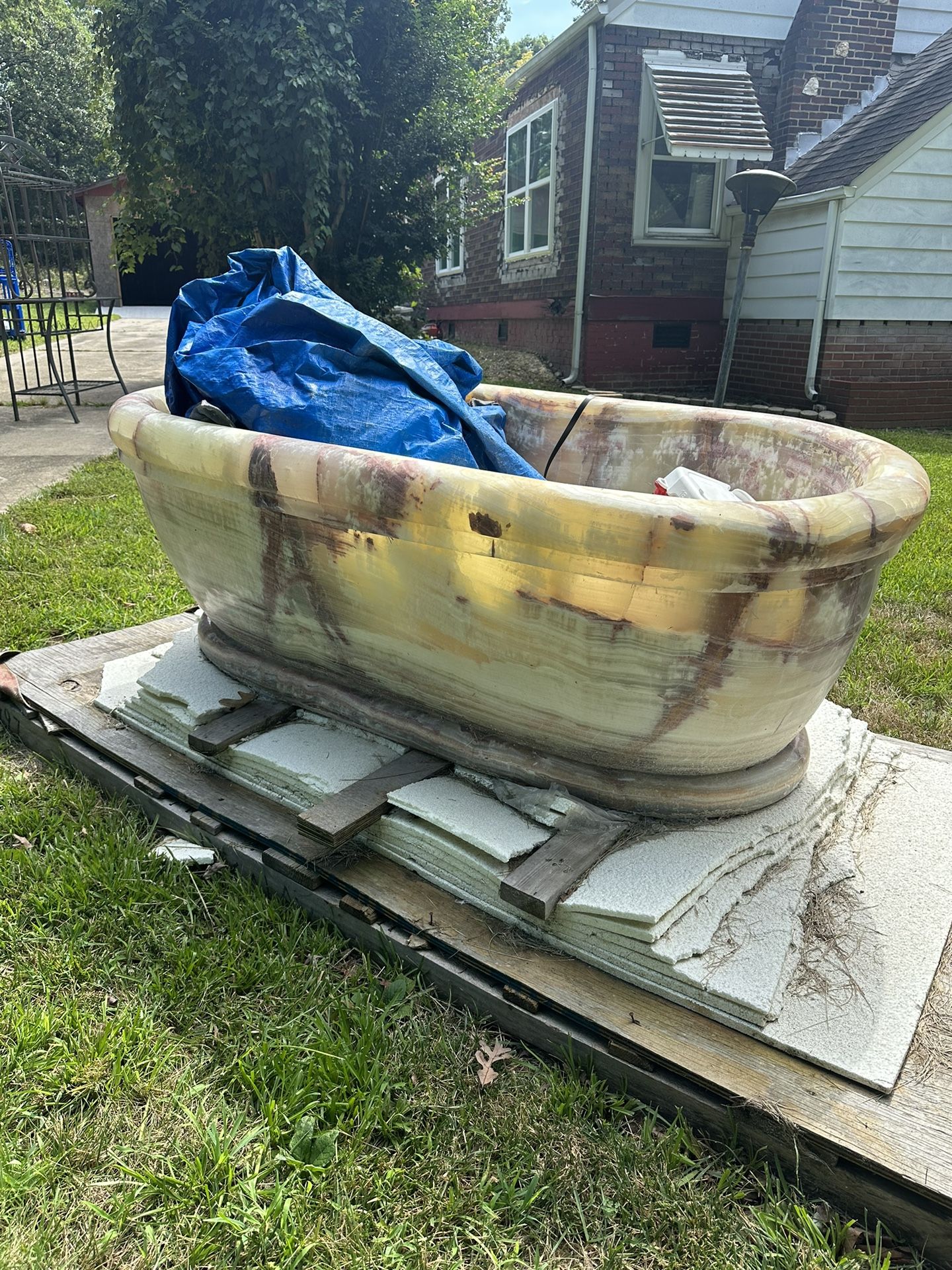 Marble Bath Tub