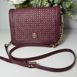 Tory Burch Leather crossbody bag / wallet. Burgundy.